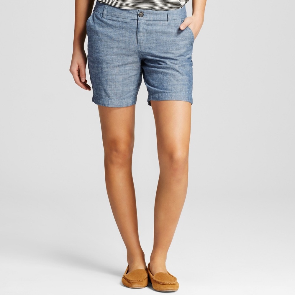 Merona 5” Blue Mid-Rise Chambray Cotton Shorts - Picture 1 of 7